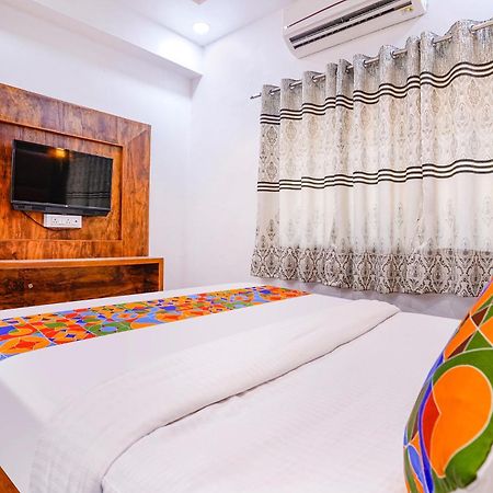 Fabhotel Lime Ras Palace 奥兰加巴德 外观 照片