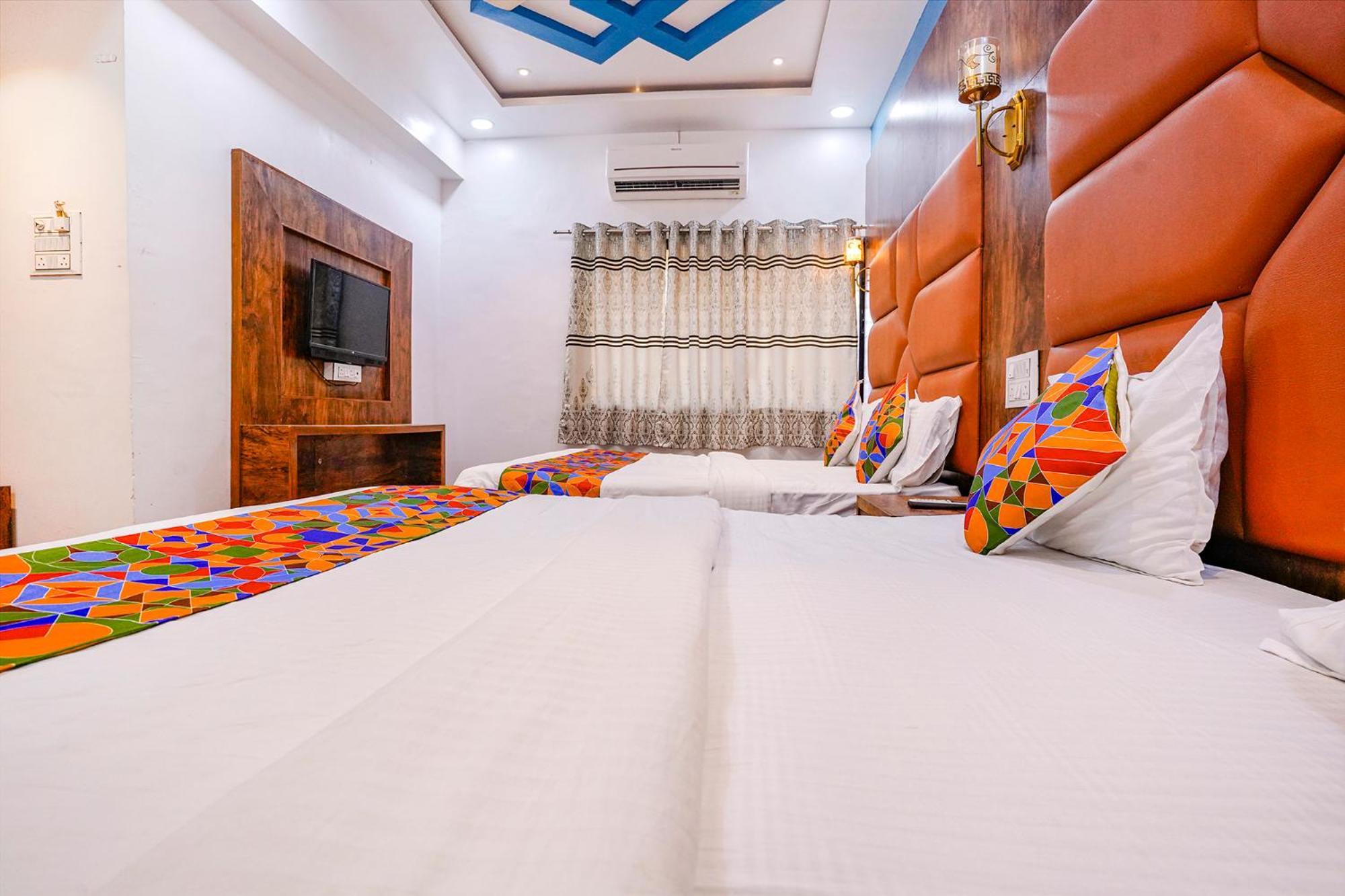 Fabhotel Lime Ras Palace 奥兰加巴德 外观 照片