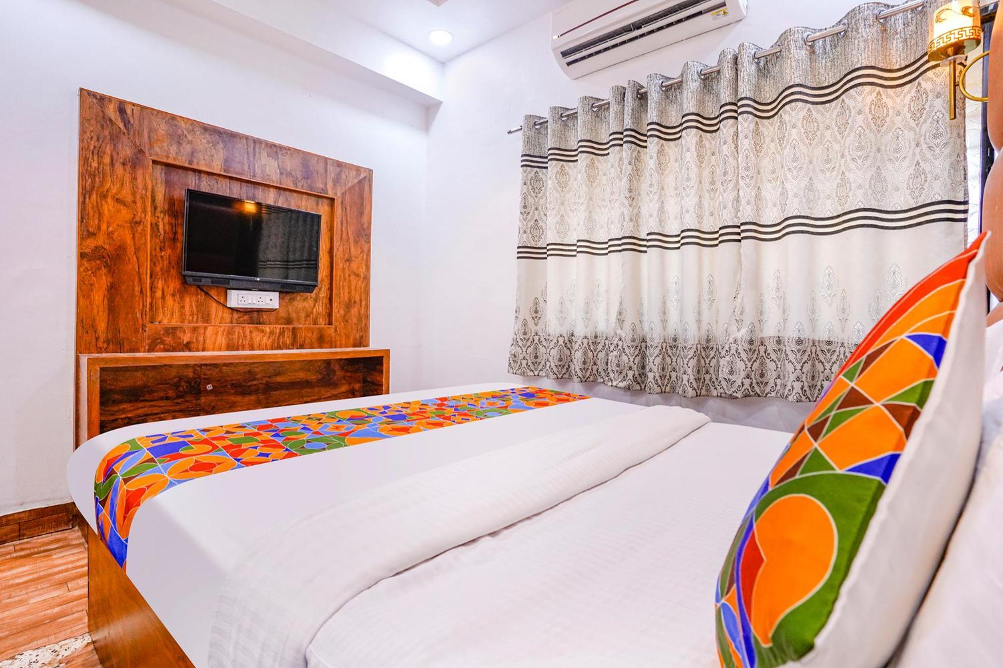 Fabhotel Lime Ras Palace 奥兰加巴德 外观 照片