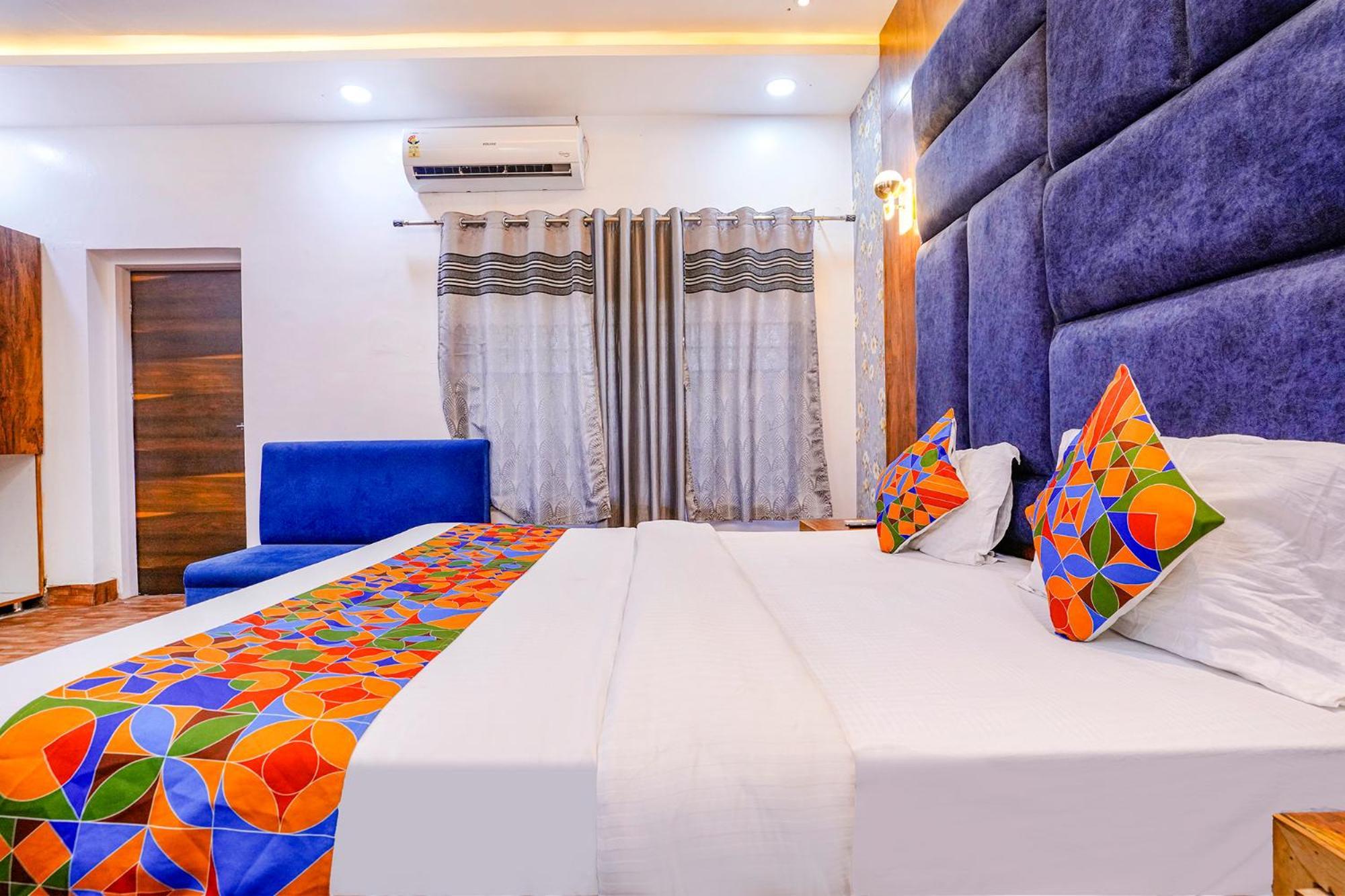 Fabhotel Lime Ras Palace 奥兰加巴德 外观 照片