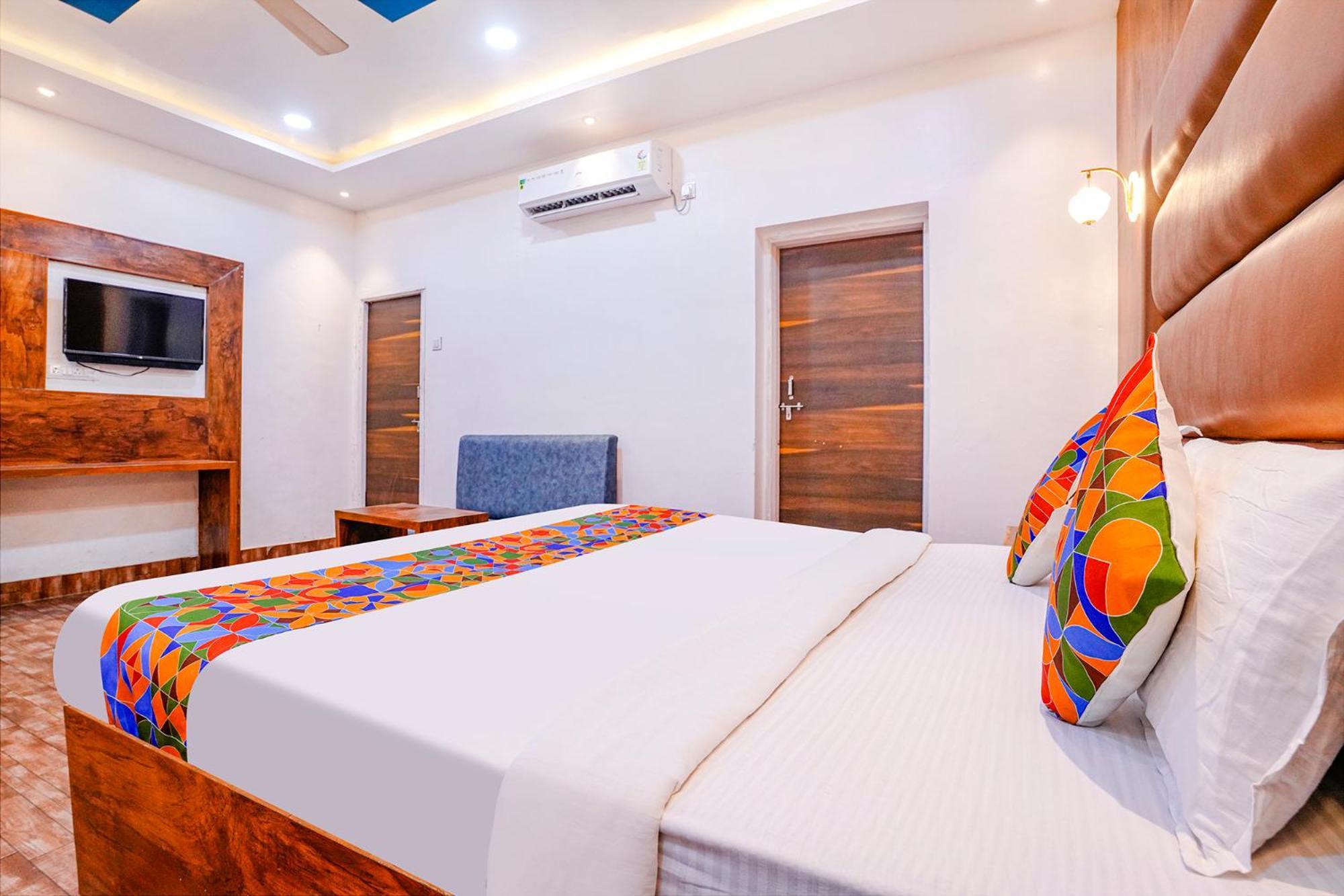 Fabhotel Lime Ras Palace 奥兰加巴德 外观 照片