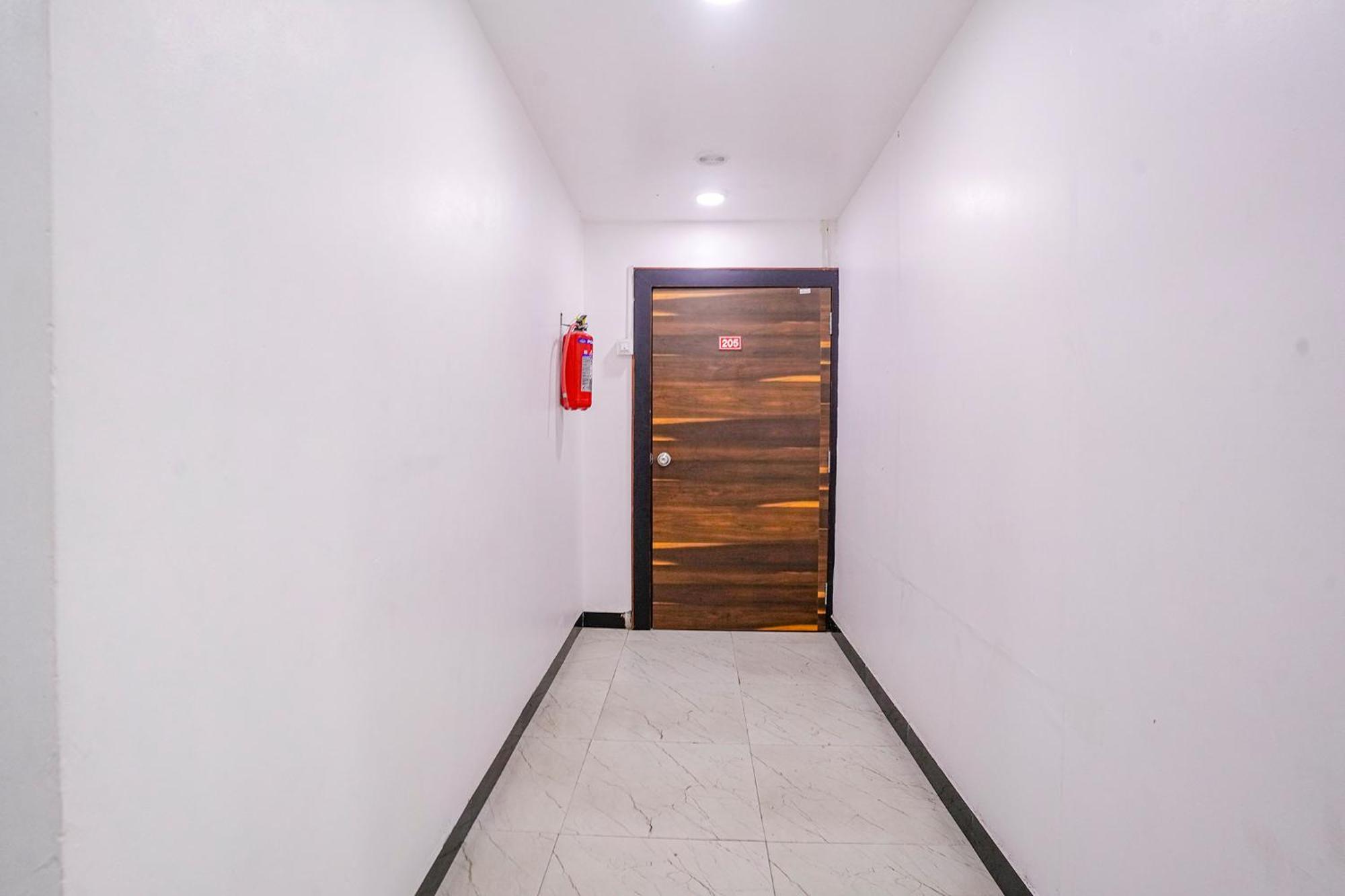 Fabhotel Lime Ras Palace 奥兰加巴德 外观 照片