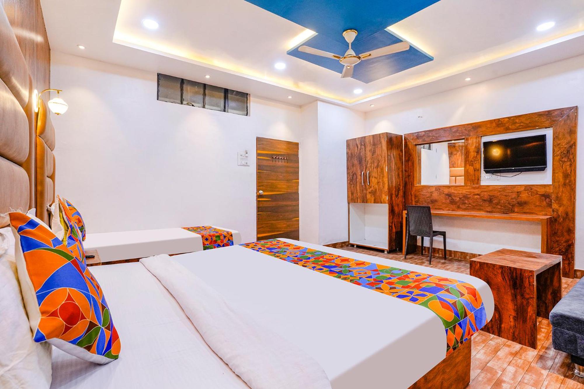 Fabhotel Lime Ras Palace 奥兰加巴德 外观 照片